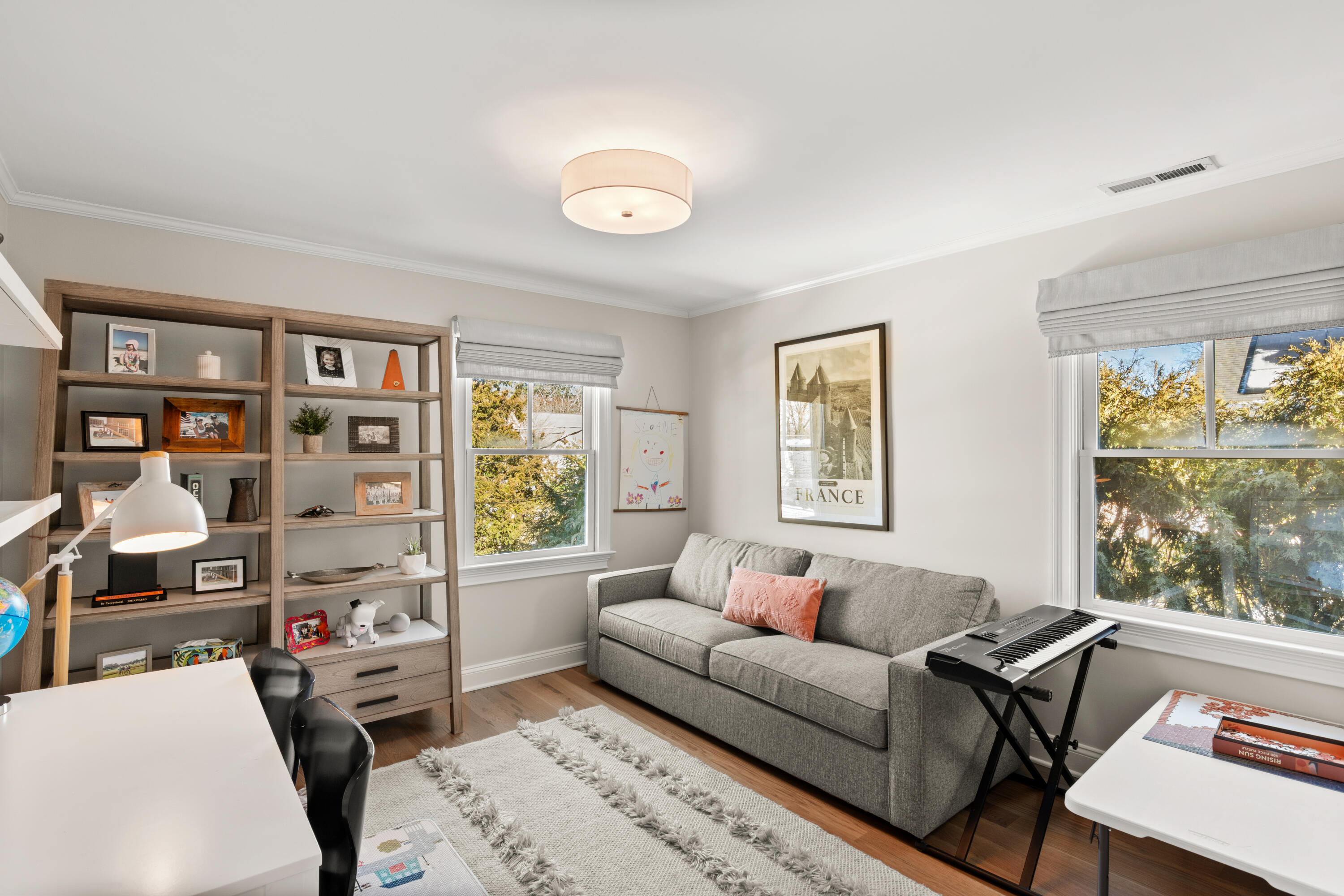 12 1/2 Ridgewood Road Rowayton, CT 06853 - Photo 15 of 25 a living room with furniture and a window