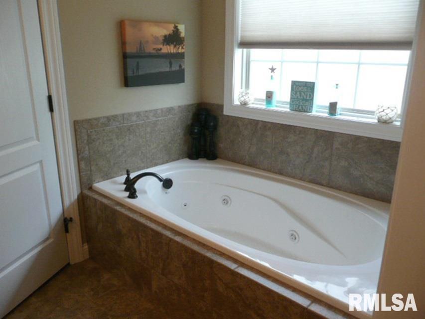 10933 North Tuscany Ridge Court Dunlap, IL 61525 - Photo 11 of 17 Gallery Image 11