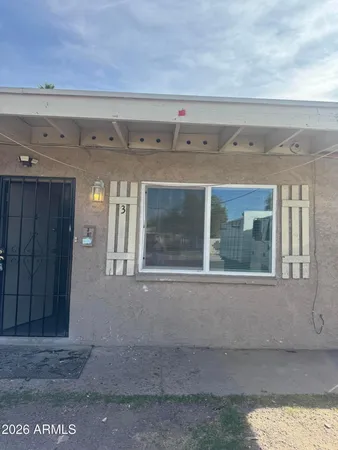 $850 | 197 West Saragosa Street, Unit 3, Chandler, AZ 85225