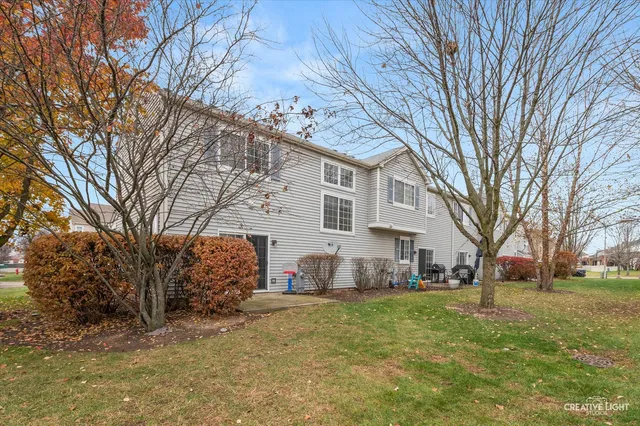 $274,900 | 2406 Brush Hill Circle, Joliet, IL 60432