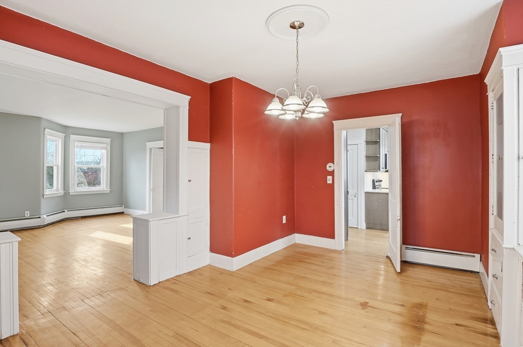 7 Columbine Road Worcester, MA 01609 - Photo 8 of 32 a view of a livingroom with a chandelier