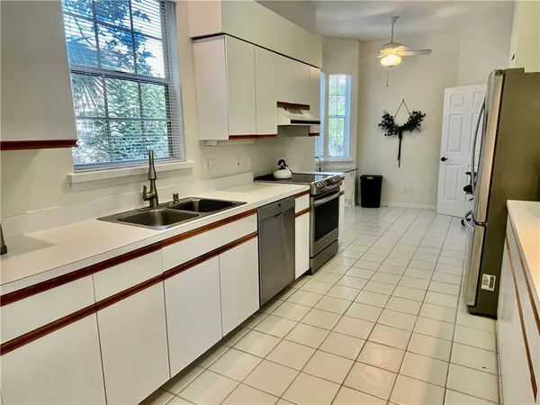 $9,000 | 1460 Winding Oaks Circle West, Unit 104, Vero Beach, FL 32963