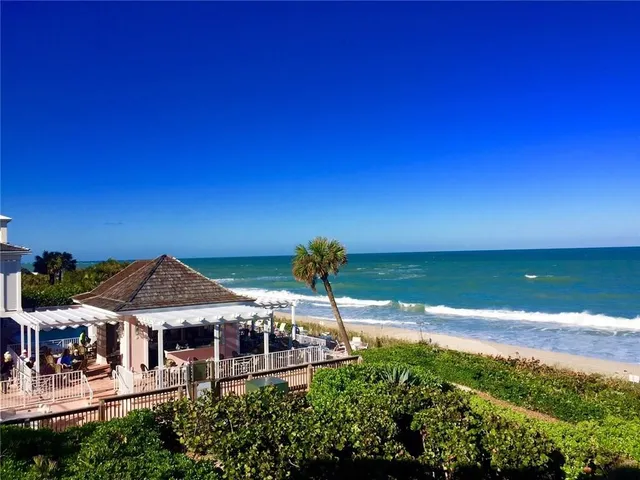 $8,500 | 1460 Winding Oaks Circle West, Unit 104, Vero Beach, FL 32963