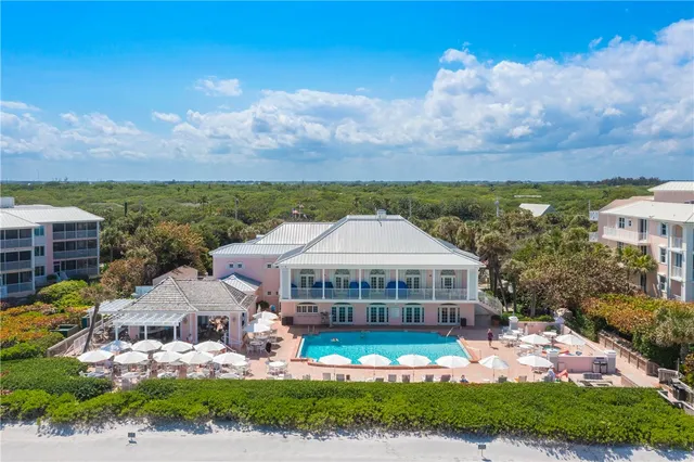 $8,500 | 1460 Winding Oaks Circle West, Unit 104, Vero Beach, FL 32963