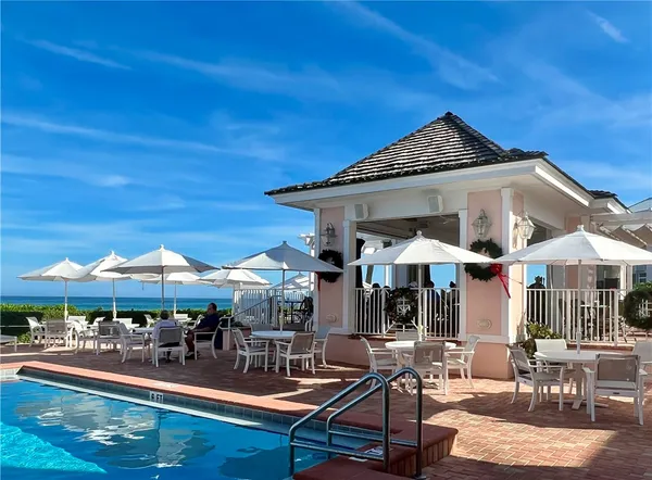 $9,000 | 1460 Winding Oaks Circle West, Unit 104, Vero Beach, FL 32963