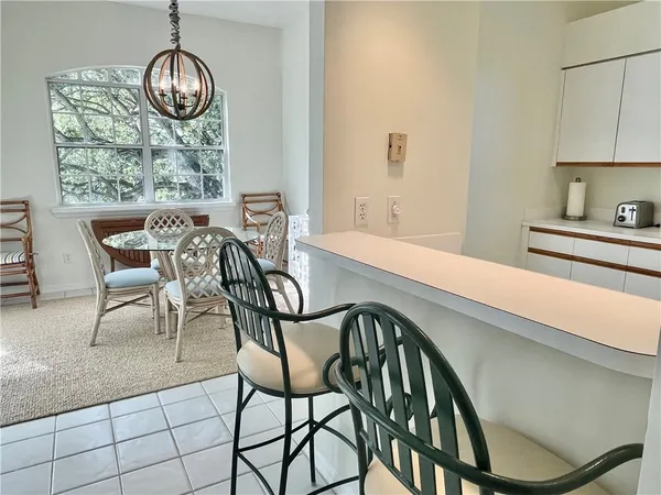 $9,000 | 1460 Winding Oaks Circle West, Unit 104, Vero Beach, FL 32963
