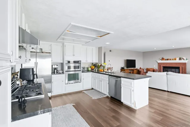 $1,299,999 | 363 Surrey Drive, Bonita, CA 91902