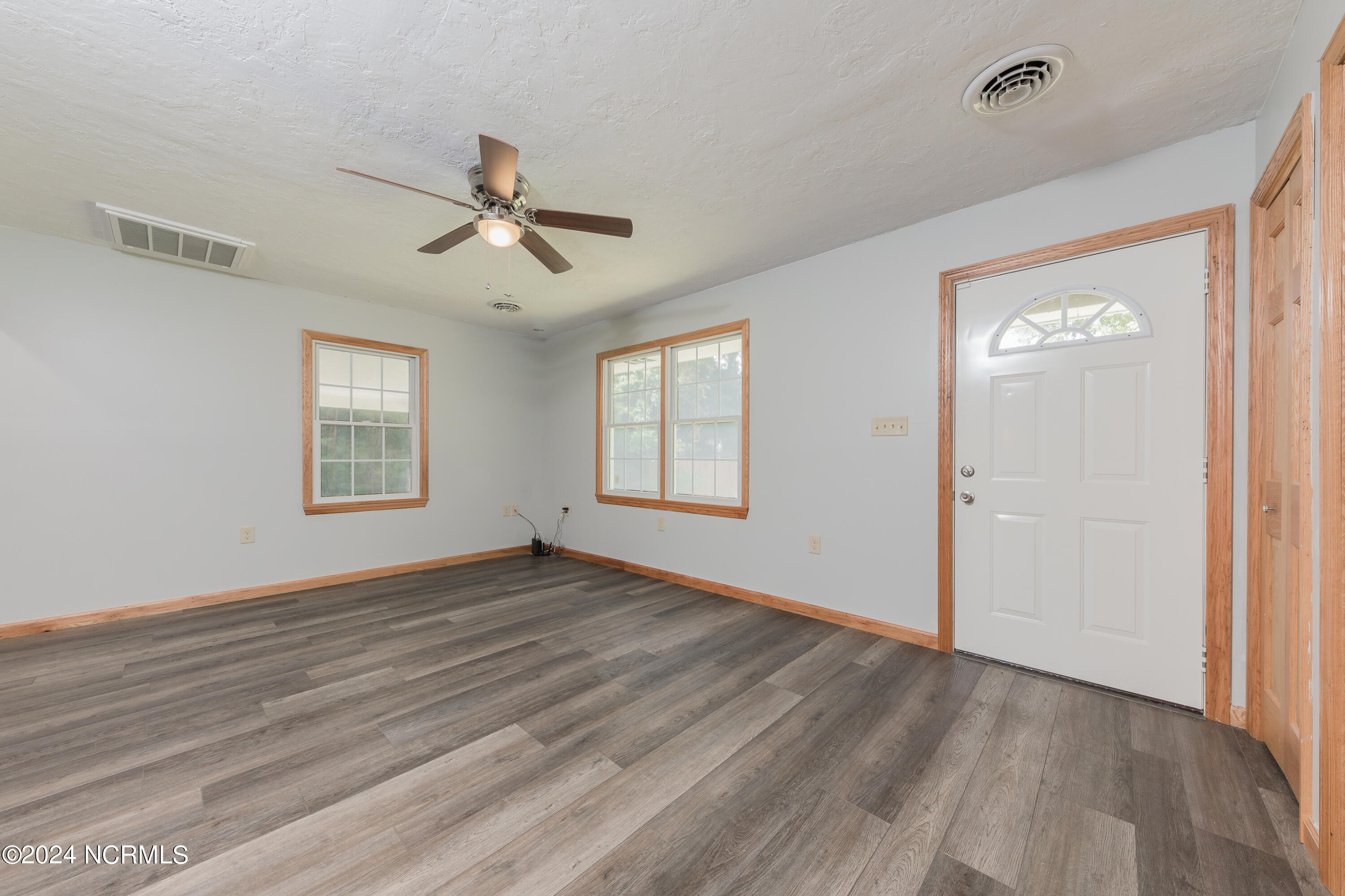 2123 Pony Farm Road Jacksonville, NC 28540 - Photo 33 of 37 15LIVING