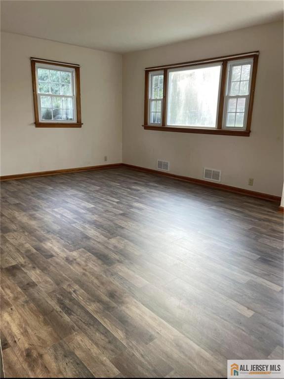 1601 West 7th Street Piscataway, NJ 08854 - Photo 2 of 14