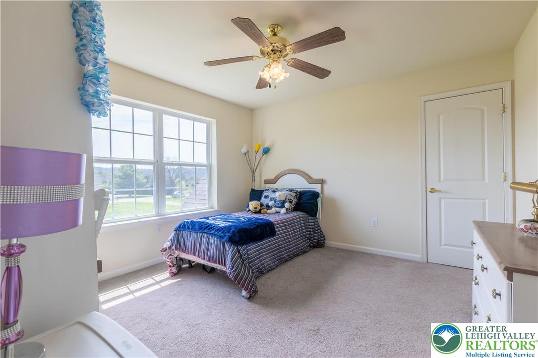 707 Gilbert Road Gilbert, PA 18331 - Photo 29 of 46