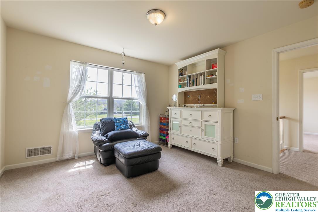 707 Gilbert Road Gilbert, PA 18331 - Photo 32 of 46