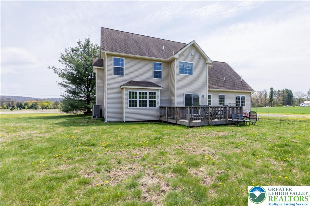 707 Gilbert Road Gilbert, PA 18331 - Photo 45 of 46