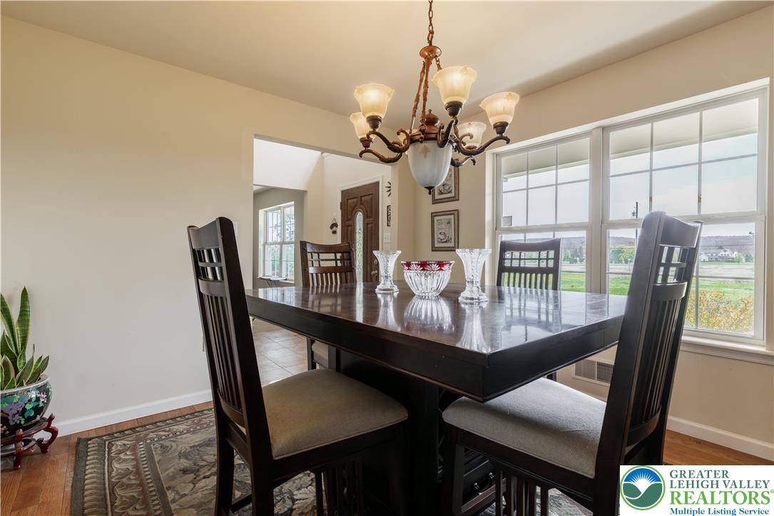 707 Gilbert Road Gilbert, PA 18331 - Photo 10 of 46