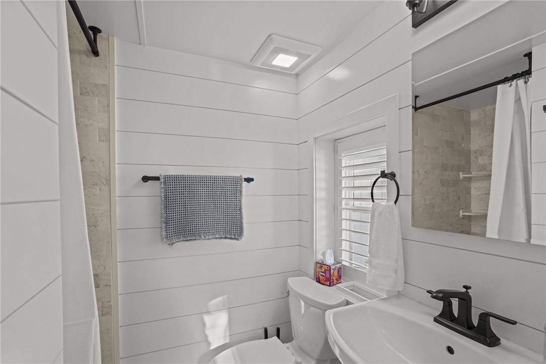 6 Cross Street Newport, RI 02840 - Photo 6 of 11