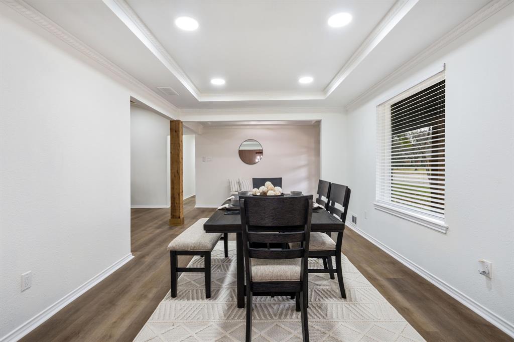 10922 Ferndale Road Dallas, TX 75238 - Photo 14 of 40