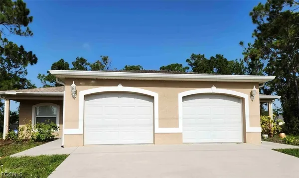 $1,700 | 2120 Snead Drive, Lehigh Acres, FL 33973