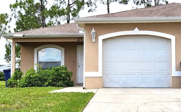 $1,700 | 2120 Snead Drive, Lehigh Acres, FL 33973