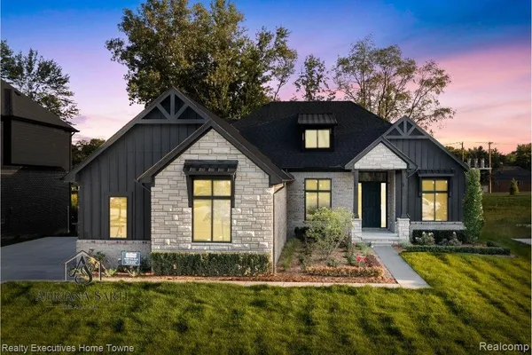 $869,900 | 11812 Encore Drive, Utica, MI 48315