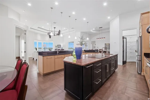 $3,450,000 | 3215 Gulf City Road, Ruskin, FL 33570