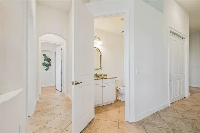 $3,450,000 | 3215 Gulf City Road, Ruskin, FL 33570