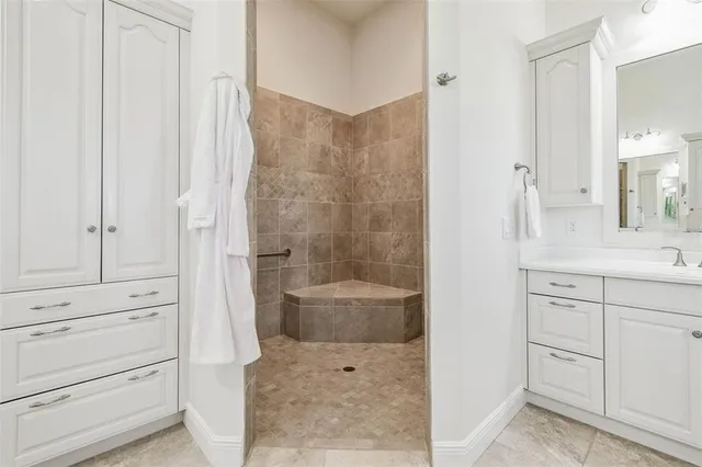 $3,450,000 | 3215 Gulf City Road, Ruskin, FL 33570