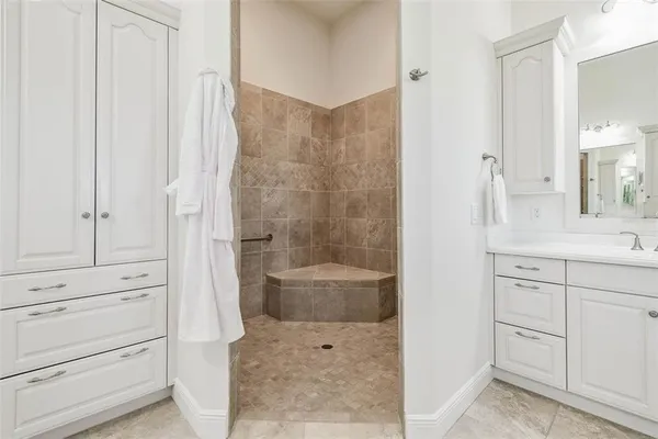 $3,450,000 | 3215 Gulf City Road, Ruskin, FL 33570