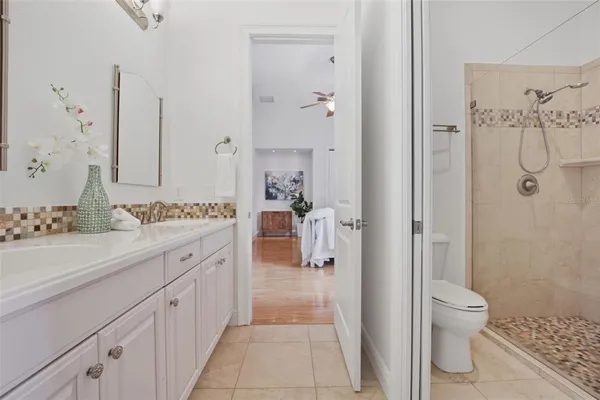 $3,450,000 | 3215 Gulf City Road, Ruskin, FL 33570
