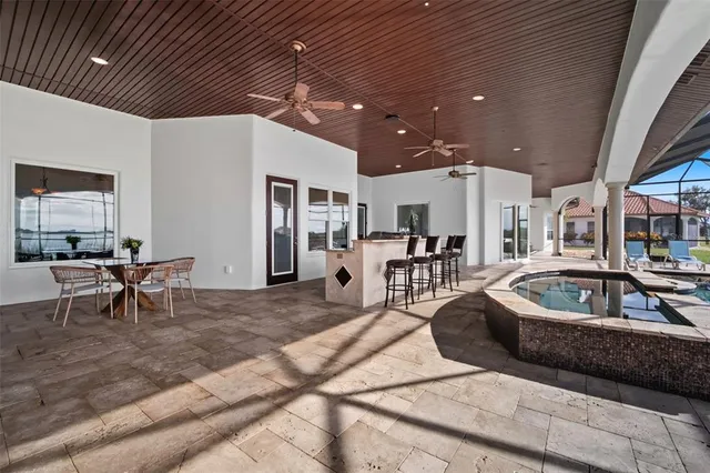 $3,450,000 | 3215 Gulf City Road, Ruskin, FL 33570