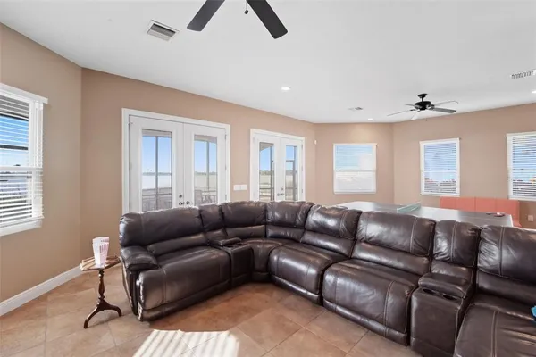 $3,450,000 | 3215 Gulf City Road, Ruskin, FL 33570