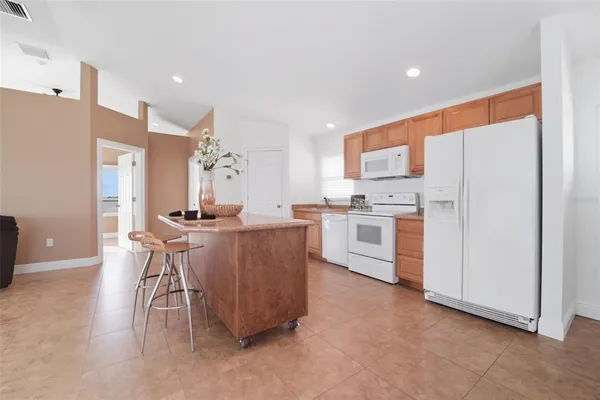 $3,450,000 | 3215 Gulf City Road, Ruskin, FL 33570