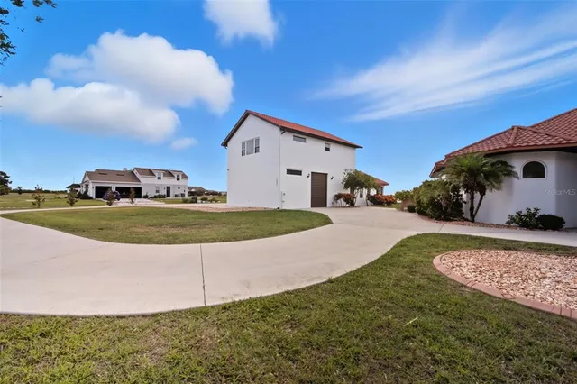 $3,450,000 | 3215 Gulf City Road, Ruskin, FL 33570