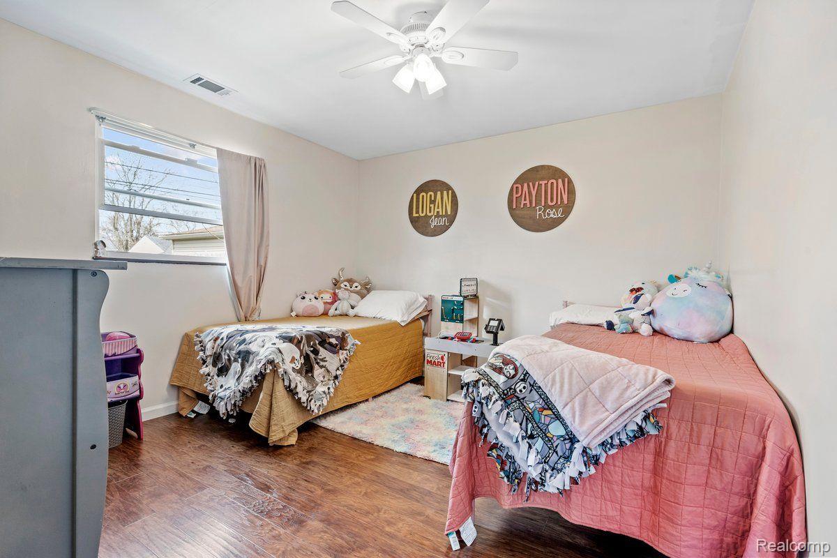 7584 Pelham Road Taylor, MI 48180 - Photo 13 of 21 Gallery Image 13