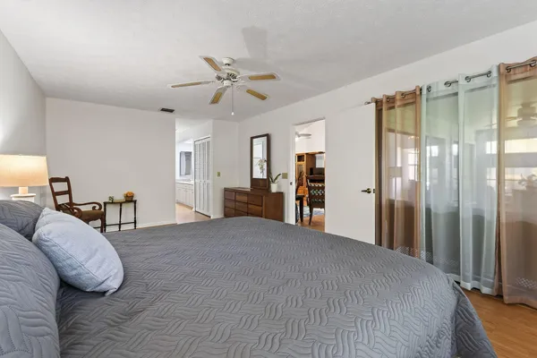 $429,250 | 13196 Southeast Point O Woods Court, Hobe Sound, FL 33455