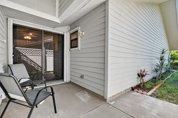 $429,250 | 13196 Southeast Point O Woods Court, Hobe Sound, FL 33455