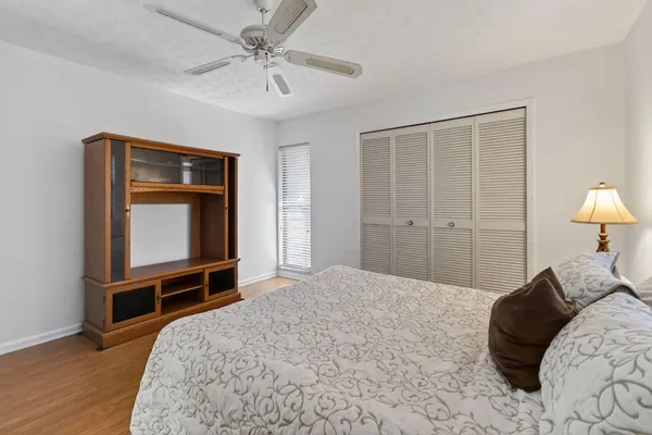 $429,250 | 13196 Southeast Point O Woods Court, Hobe Sound, FL 33455