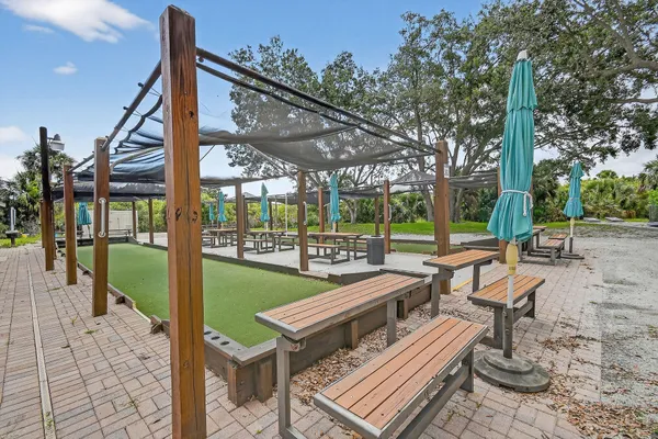 $429,250 | 13196 Southeast Point O Woods Court, Hobe Sound, FL 33455