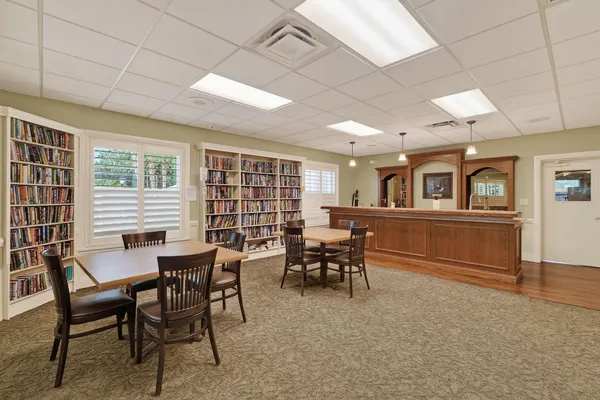 $429,250 | 13196 Southeast Point O Woods Court, Hobe Sound, FL 33455