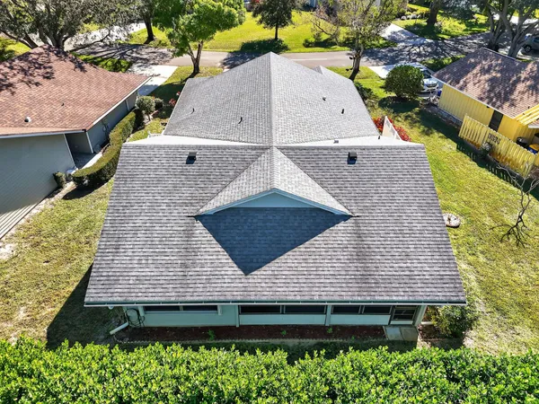 $429,250 | 13196 Southeast Point O Woods Court, Hobe Sound, FL 33455