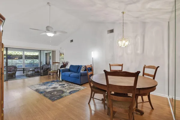 $429,250 | 13196 Southeast Point O Woods Court, Hobe Sound, FL 33455