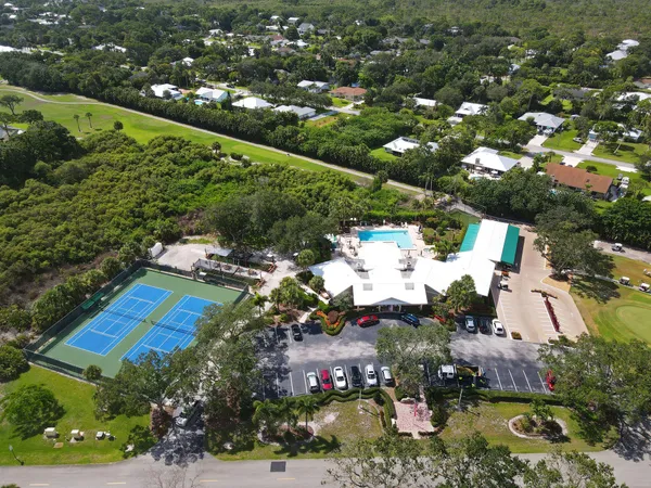 $429,250 | 13196 Southeast Point O Woods Court, Hobe Sound, FL 33455