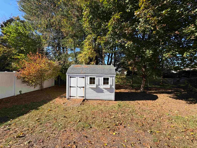 $3,200 | 15 Kingston Drive, Nashua, NH 03060