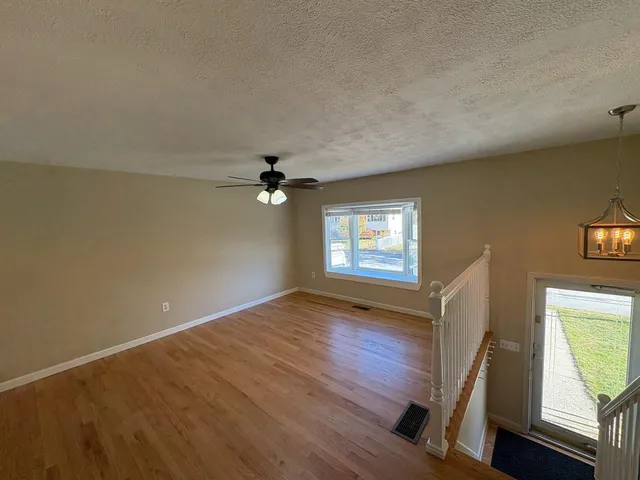 $3,200 | 15 Kingston Drive, Nashua, NH 03060