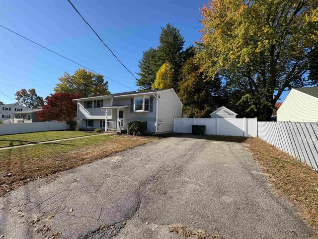 $3,200 | 15 Kingston Drive, Nashua, NH 03060