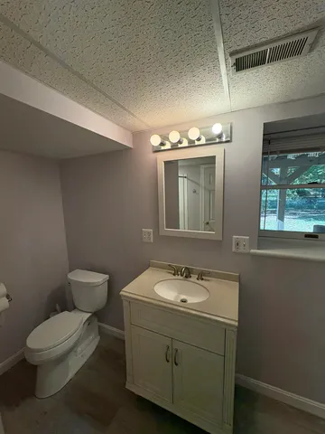 $3,200 | 15 Kingston Drive, Nashua, NH 03060