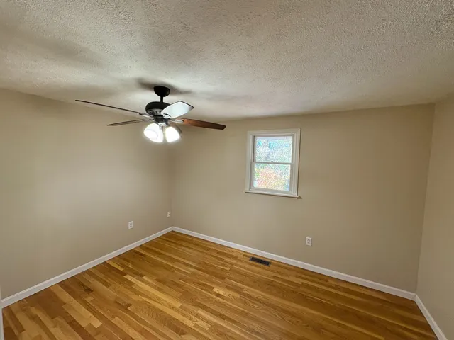 $3,200 | 15 Kingston Drive, Nashua, NH 03060