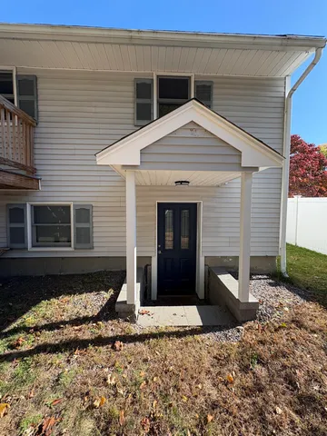 $3,200 | 15 Kingston Drive, Nashua, NH 03060