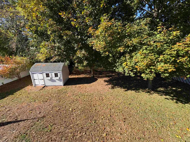 $3,200 | 15 Kingston Drive, Nashua, NH 03060