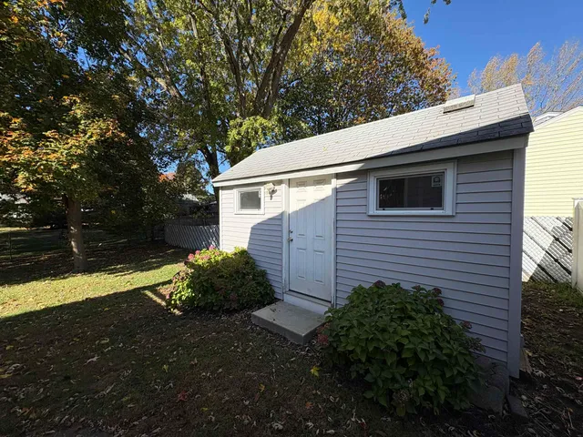 $3,200 | 15 Kingston Drive, Nashua, NH 03060
