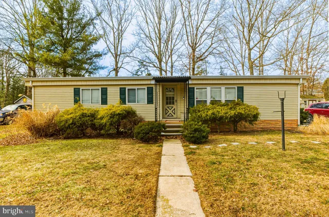 $90,000 | 22 Schalick Drive, Pittsgrove, NJ 08318