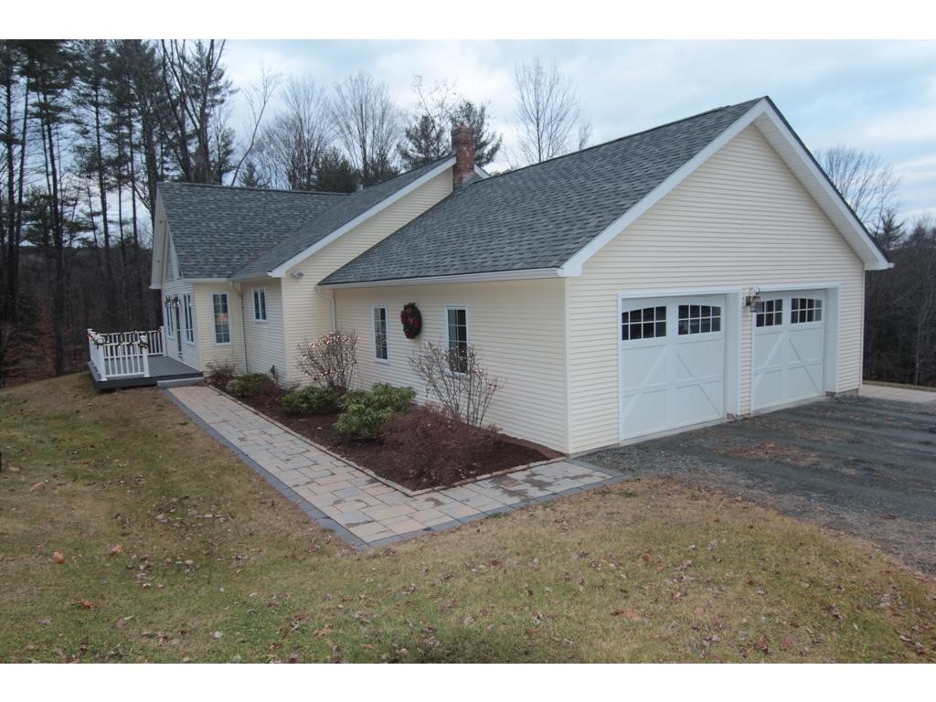 570 Quechee Road Hartland, VT 05048 - Photo 2 of 36